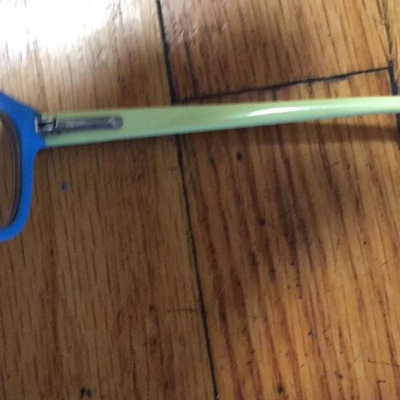 Nike - Picture 6 of 8